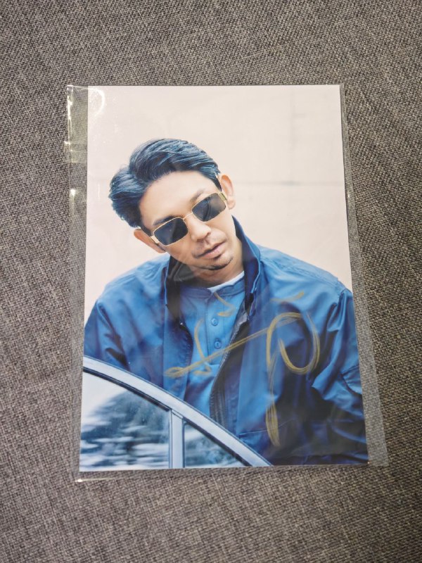 收到了签名照那不得不推荐下我最喜欢的国产神剧了！ 